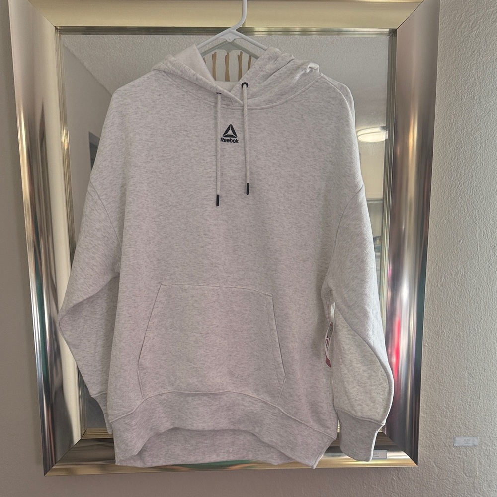 Reebok Men’s Light Heather Gray Pullover Hoodie